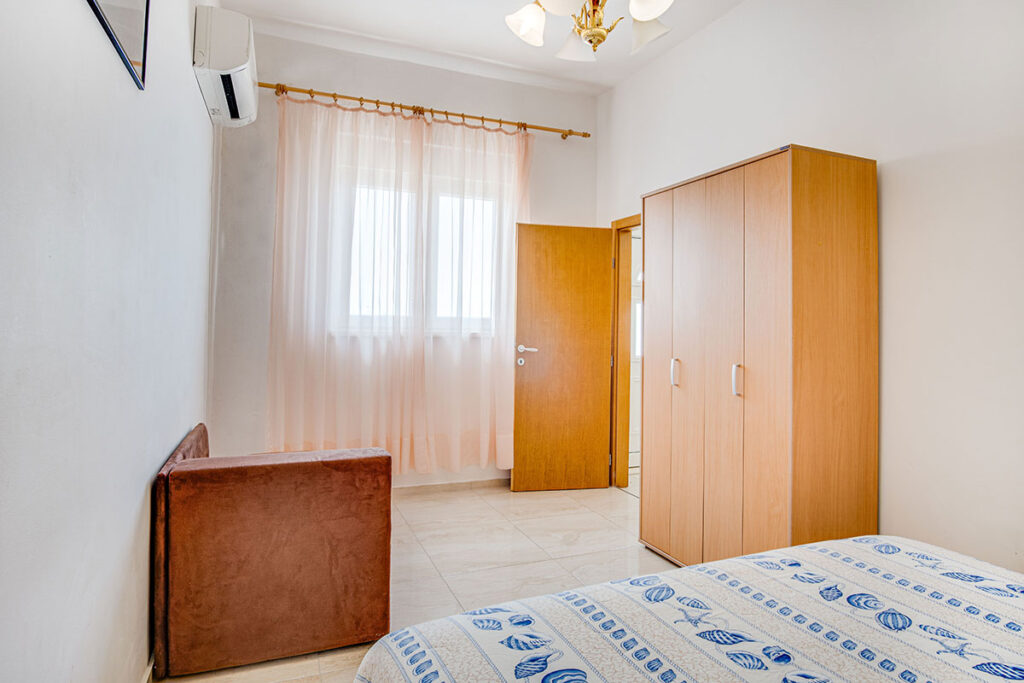 Apartment 1 - Bedroom 2