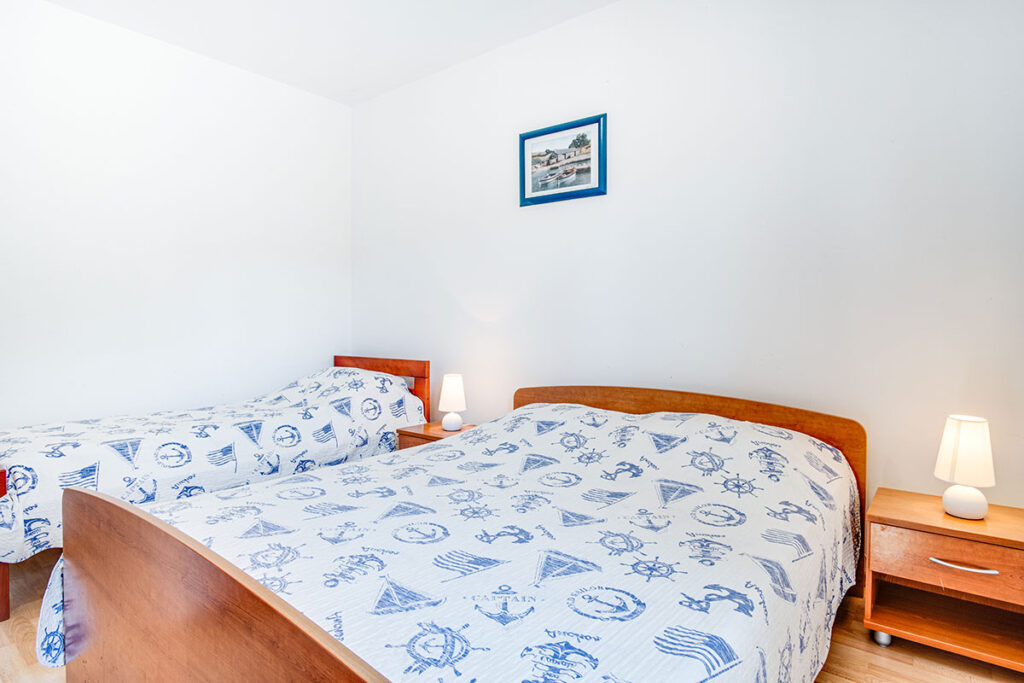 Apartment 3 - Bedroom 2