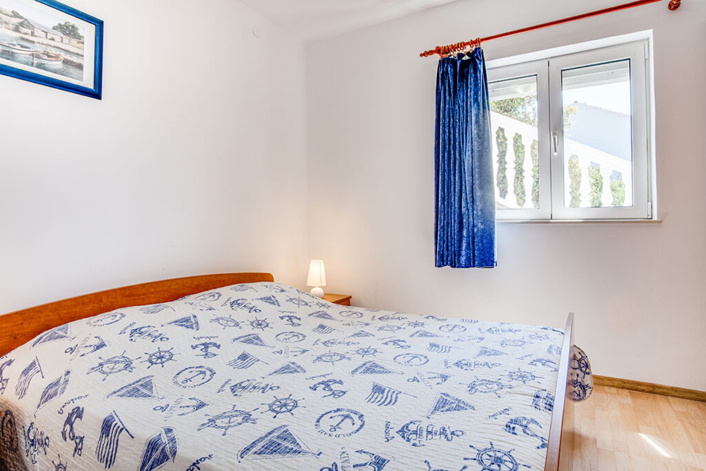 Apartment 3 - Bedroom 2