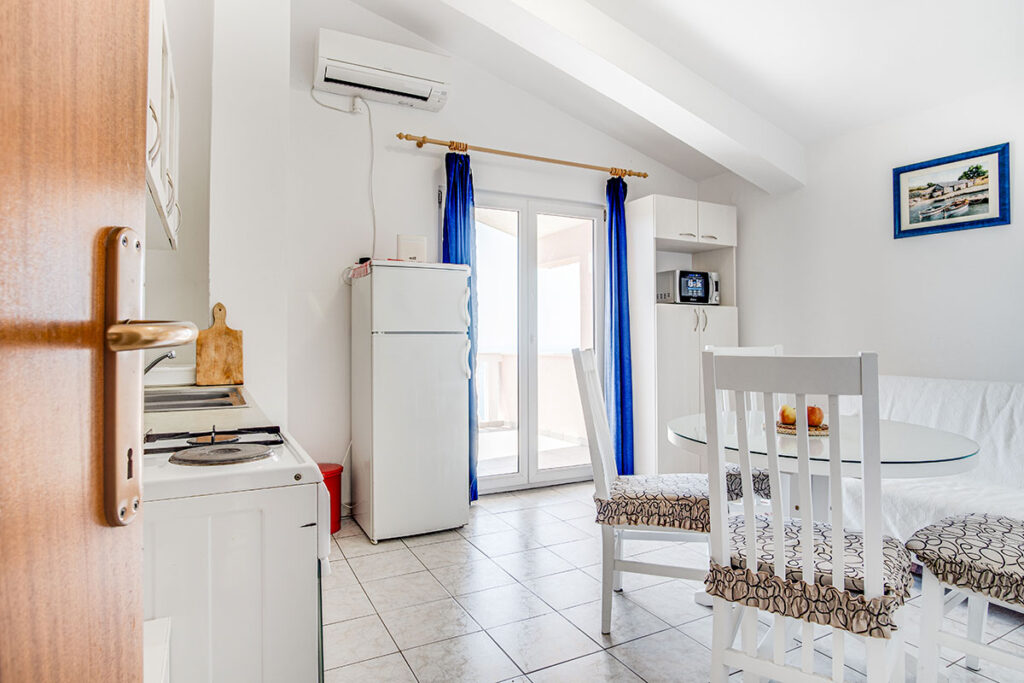 Apartment 4 - Kitchen
