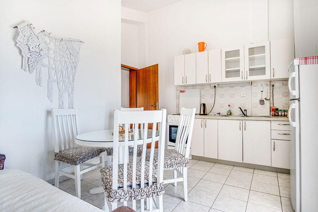Apartment 4 - Kitchen